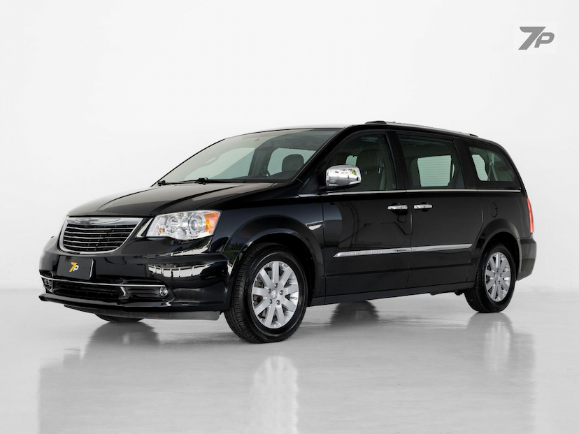 Foto do veículo CHRYSLER TOWN & COUNTRY TOWN COUNTRY 2015 127.556 KM 120.000,00