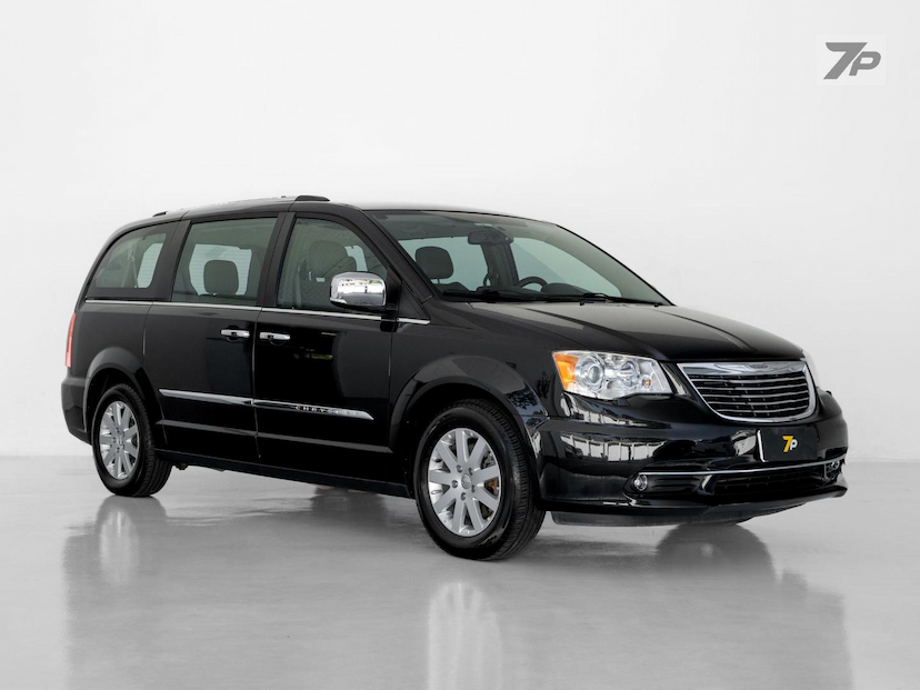 Foto do veículo CHRYSLER TOWN & COUNTRY TOWN COUNTRY 2015 127.556 KM 120.000,00