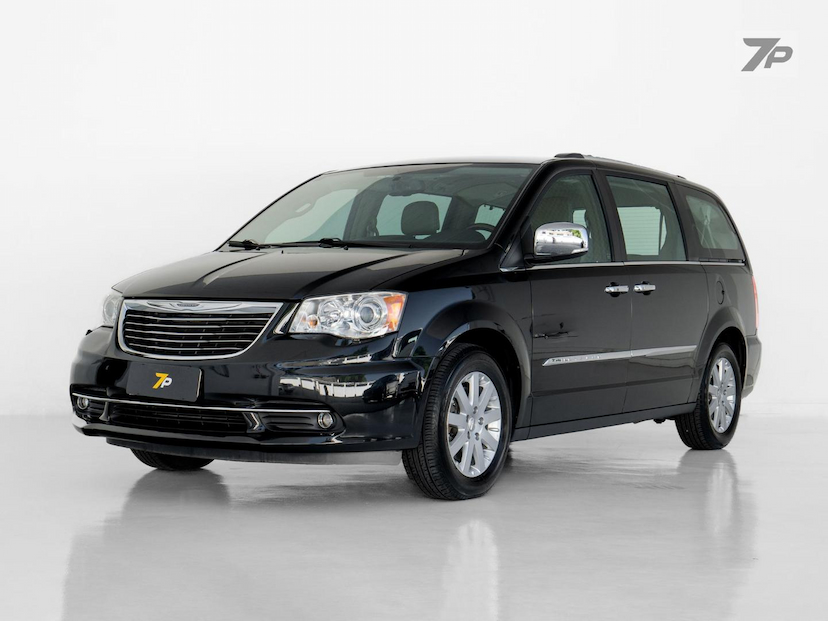 Foto do veículo CHRYSLER TOWN & COUNTRY TOWN COUNTRY 2015 127.556 KM 120.000,00