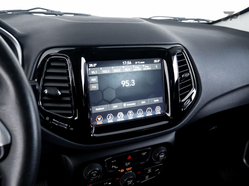 Foto do veículo JEEP COMPASS  LIMITED 2.0 4X4 DIESEL 16V AUT. 2021 79.530 KM 138.000,00