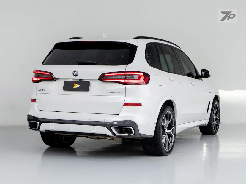 Foto do veículo BMW X5  XDRIVE 45E M SPORT 2023 28.837 KM 515.000,00