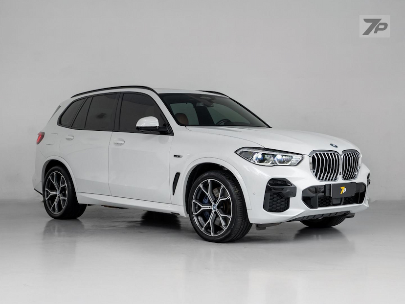 Foto do veículo BMW X5  XDRIVE 45E M SPORT 2023 28.837 KM 515.000,00