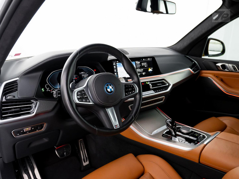 Foto do veículo BMW X5  XDRIVE 45E M SPORT 2023 28.837 KM 515.000,00