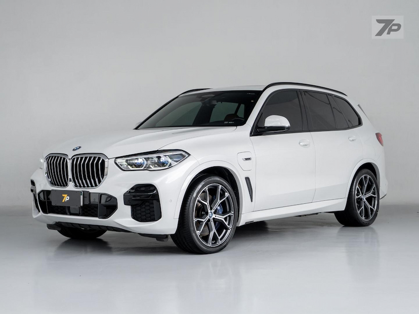 Foto do veículo BMW X5  XDRIVE 45E M SPORT 2023 28.837 KM 515.000,00