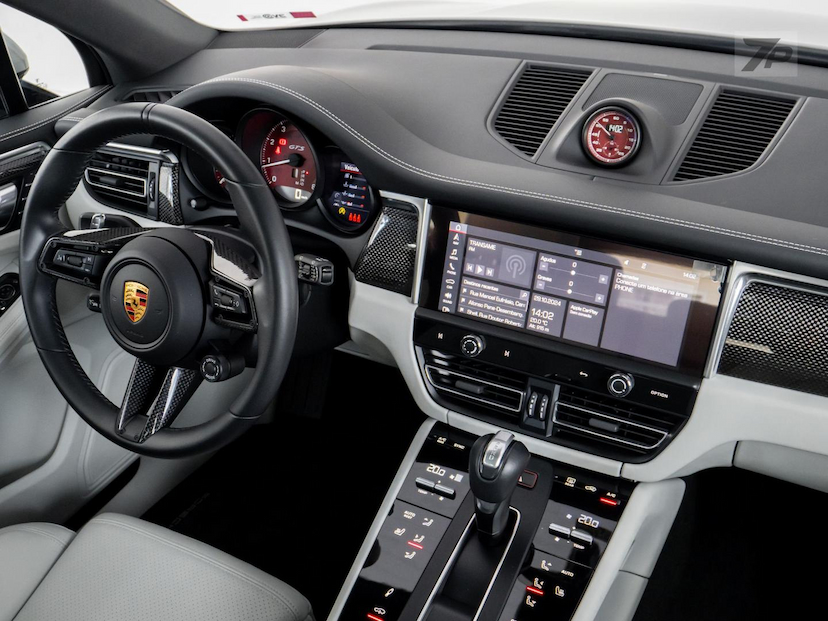 Foto do veículo PORSCHE MACAN  GTS 2023 3.149 KM 708.500,00