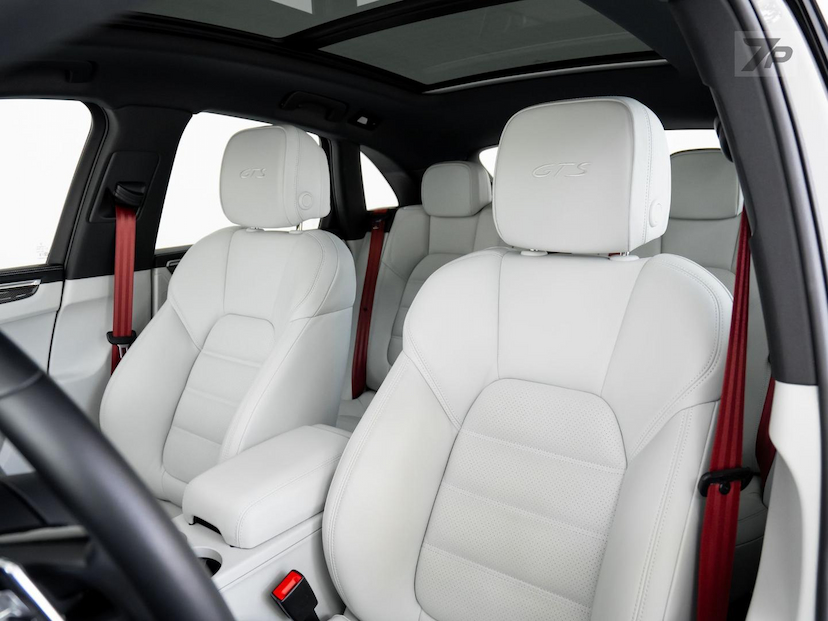 Foto do veículo PORSCHE MACAN  GTS 2023 3.149 KM 708.500,00