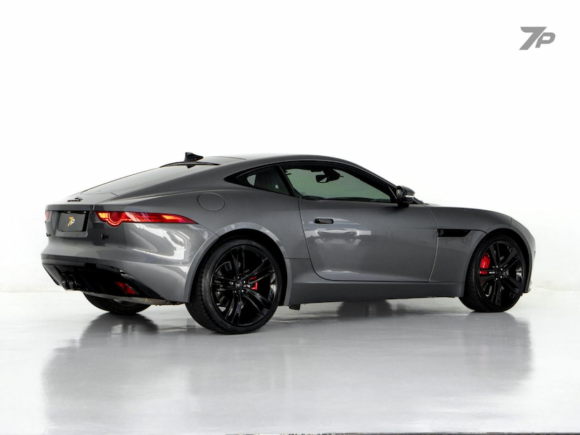 Foto do veículo JAGUAR F-TYPE  S 2016 37.589 KM 319.000,00