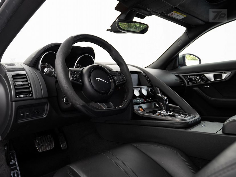 Foto do veículo JAGUAR F-TYPE  S 2016 37.589 KM 319.000,00