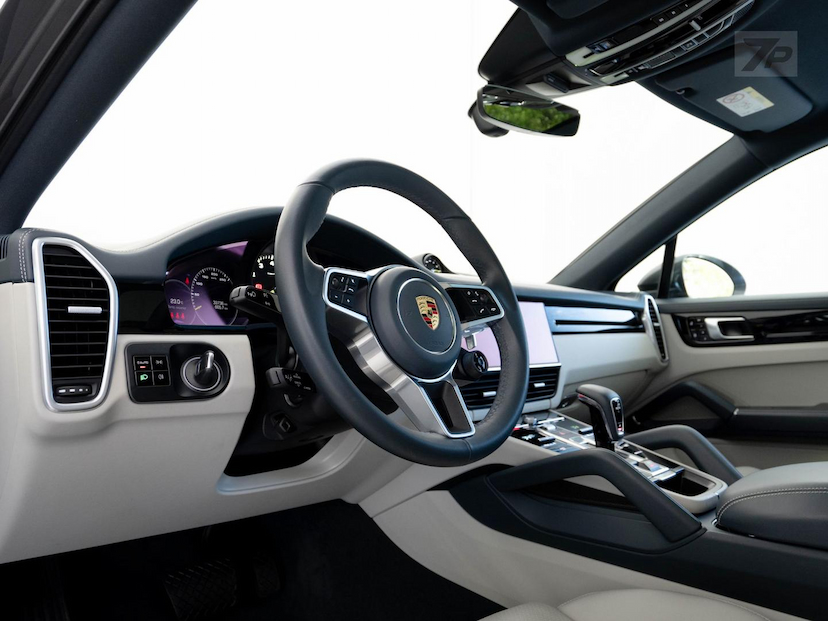 Foto do veículo PORSCHE CAYENNE  COUPE E-HYBRID 3.0 V6 462CV 2021 34.300 KM 599.000,00