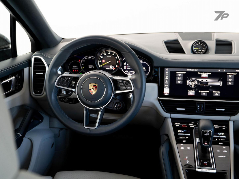 Foto do veículo PORSCHE CAYENNE  COUPE E-HYBRID 3.0 V6 462CV 2021 34.300 KM 599.000,00