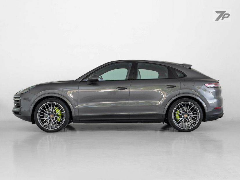 Foto do veículo PORSCHE CAYENNE  COUPE E-HYBRID 3.0 V6 462CV 2021 34.300 KM 599.000,00