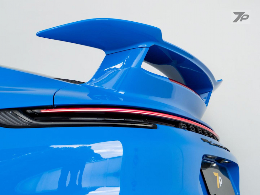 Foto do veículo PORSCHE 911  CAR 4GTS 2023 3.494 KM 1.099.000,00