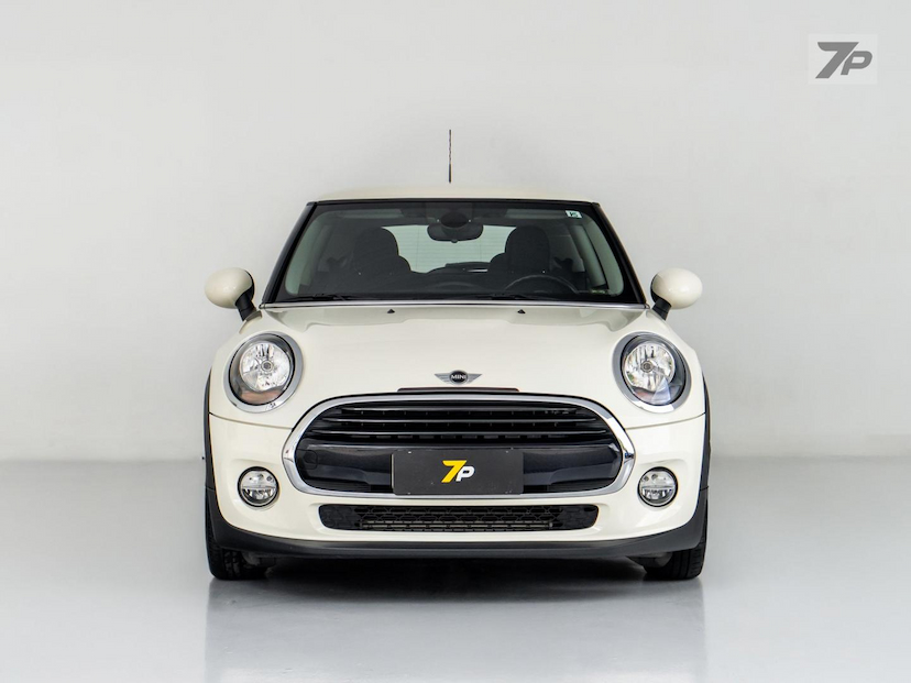 Foto do veículo MINI COOPER  1.5 TURBO 12V 3P AUT 2017 25.969 KM 96.000,00