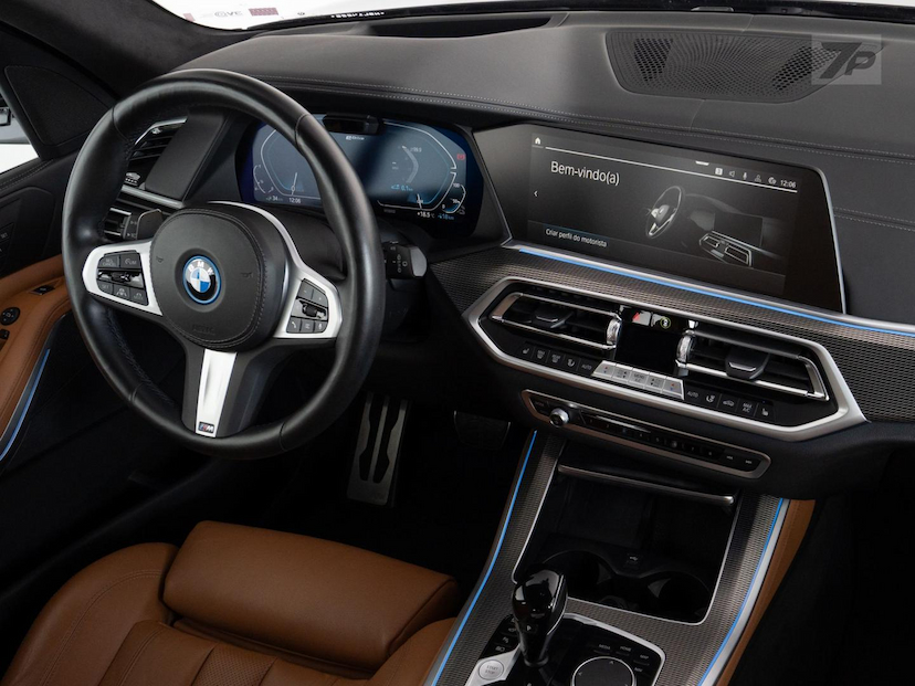 Foto do veículo BMW X5  XDRIVE45E 2022 38.376 KM 438.500,00