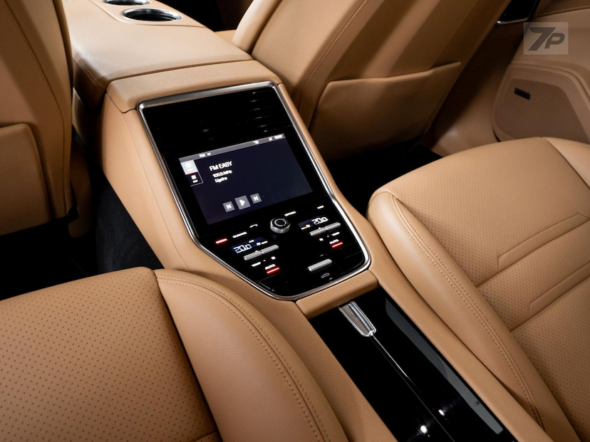 Foto do veículo PORSCHE PANAMERA  4EHYB 2020 32.324 KM 548.500,00