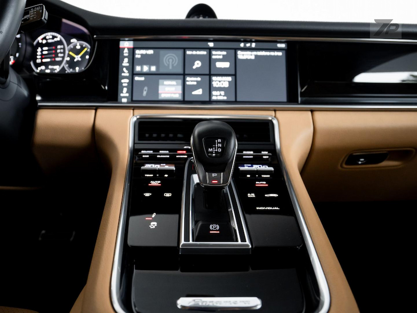 Foto do veículo PORSCHE PANAMERA  4EHYB 2020 32.324 KM 548.500,00