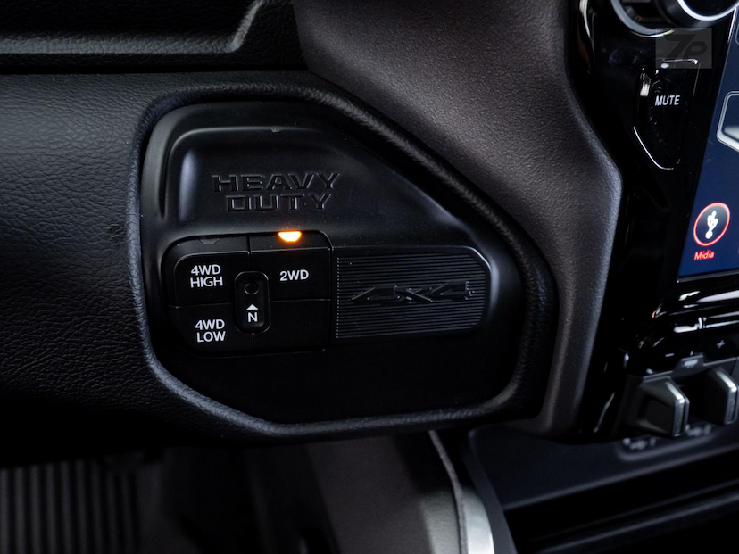 Foto do veículo RAM 2500  LARAMIE NIGHT EDITION 2020 40.422 KM 349.800,00