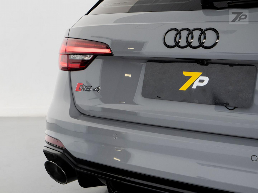 Foto do veículo AUDI RS4  AV 2.9TFSI 2019 7.350 KM 500.000,00