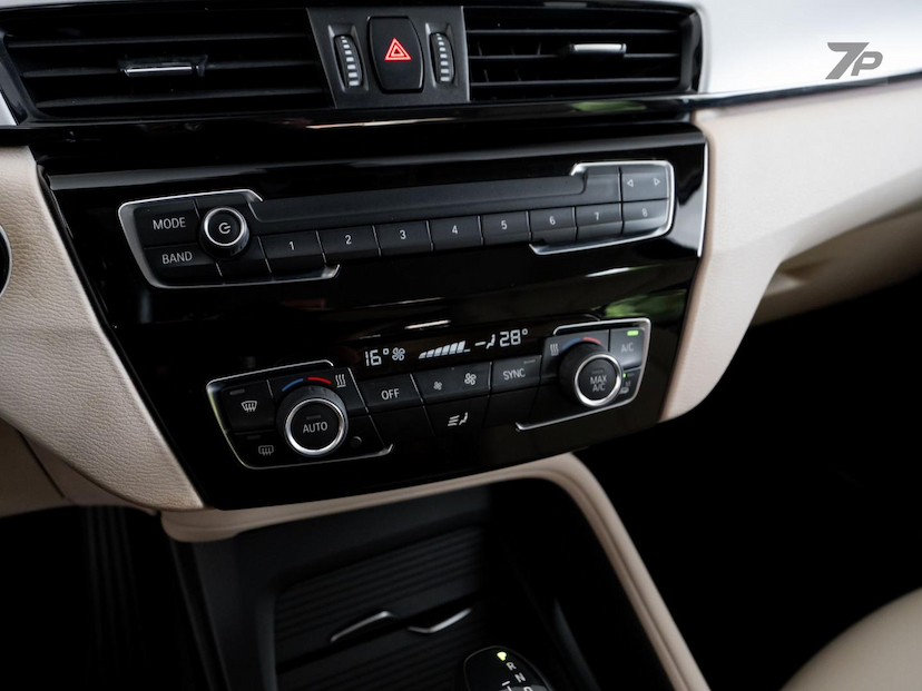 Foto do veículo BMW X1  S20I ACTIVEFLEX 2020 28.354 KM 164.500,00