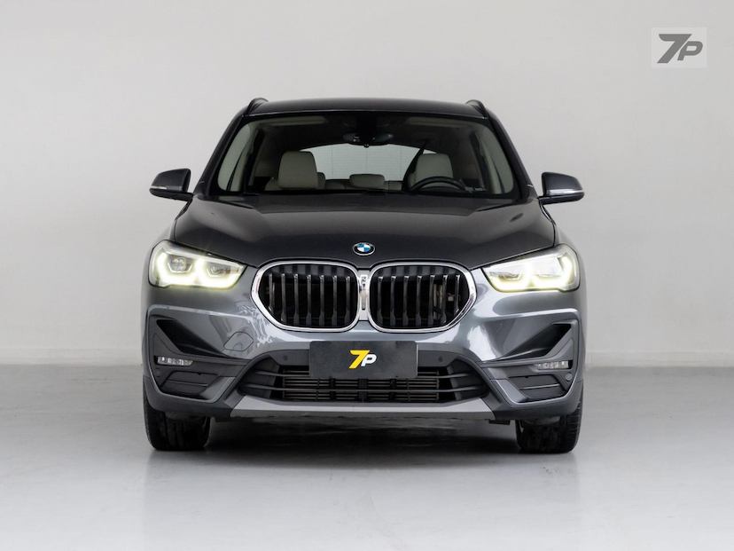 Foto do veículo BMW X1  S20I ACTIVEFLEX 2020 28.354 KM 164.500,00