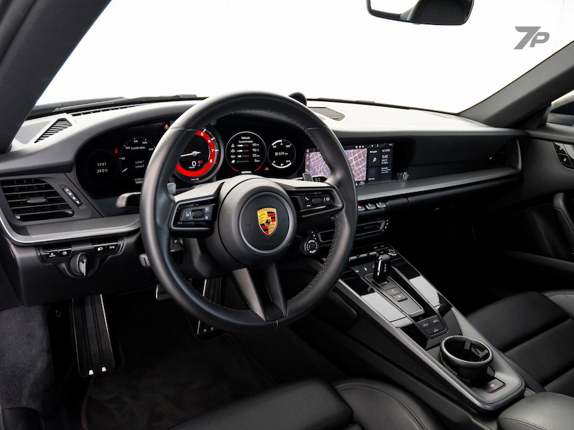 Foto do veículo PORSCHE 911  CARRERA 2020 19.809 KM 719.000,00