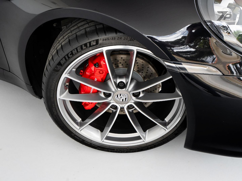 Foto do veículo PORSCHE 911  CARRERA 2020 19.809 KM 719.000,00