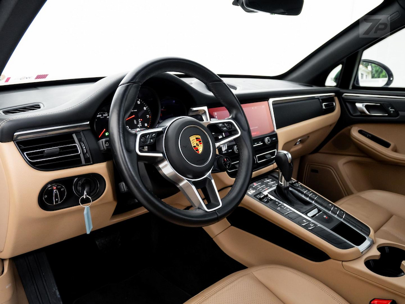 Foto do veículo PORSCHE MACAN  2021 29.083 KM 428.500,00