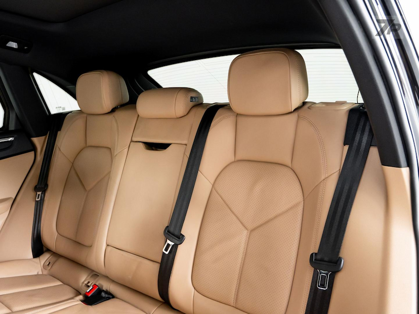Foto do veículo PORSCHE MACAN  2021 29.083 KM 428.500,00