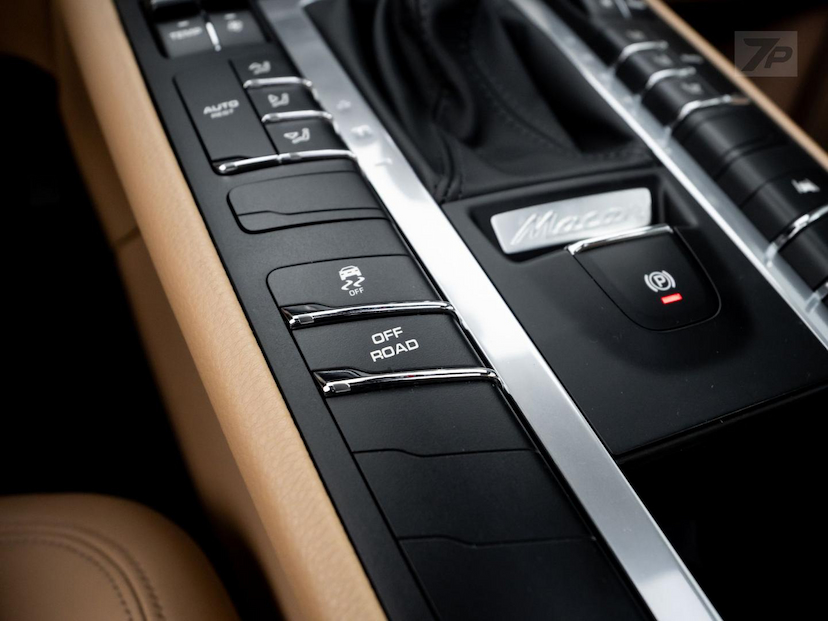 Foto do veículo PORSCHE MACAN  2021 29.083 KM 428.500,00
