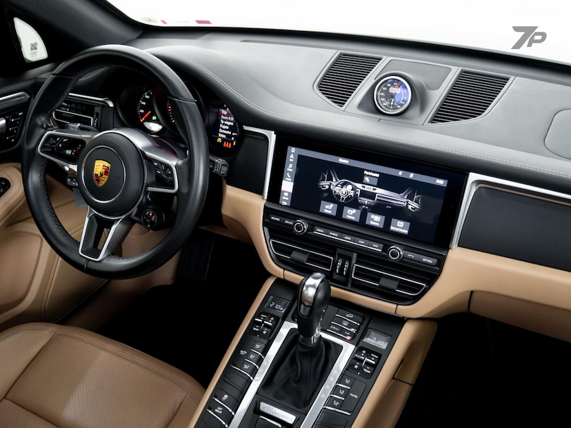Foto do veículo PORSCHE MACAN  2021 29.083 KM 428.500,00