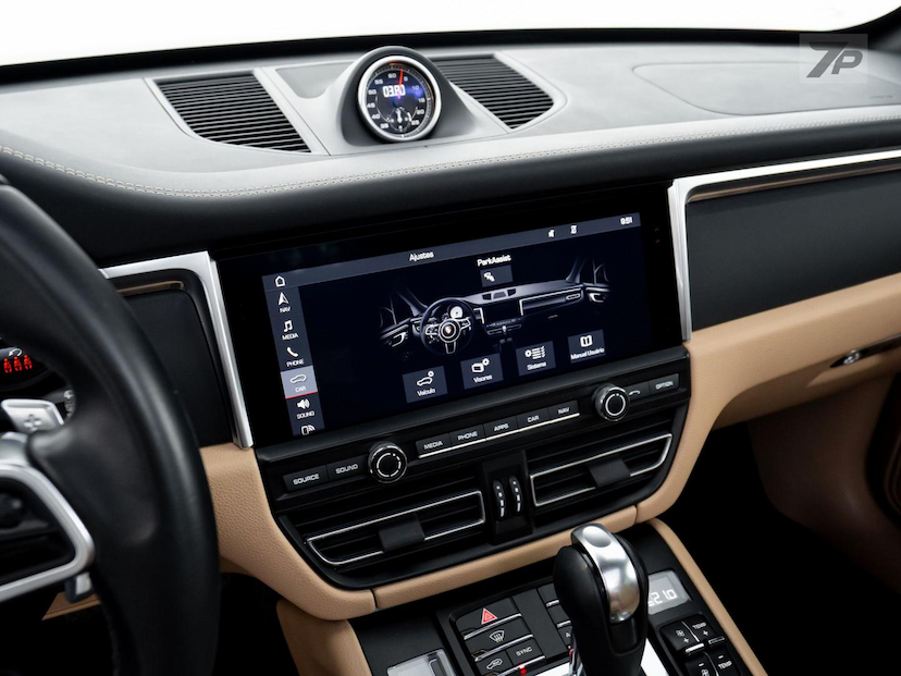 Foto do veículo PORSCHE MACAN  2021 29.083 KM 428.500,00
