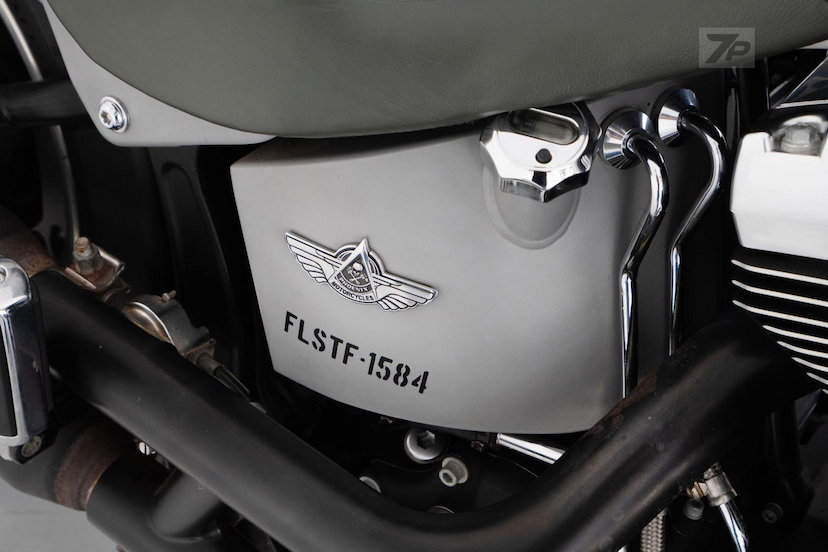 Foto do veículo HARLEY-DAVIDSON FAT BOY FLSTF  2011 20.400 KM 59.000,00