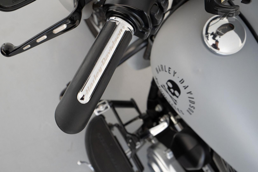 Foto do veículo HARLEY-DAVIDSON FAT BOY FLSTF  2011 20.400 KM 59.000,00