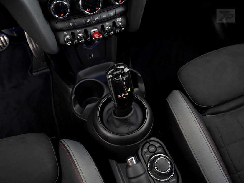 Foto do veículo MINI JOHN COOPER WORKS COOPER 2.0 16V TWINPOWER GASOLINA  2023 3.075 KM 239.000,00