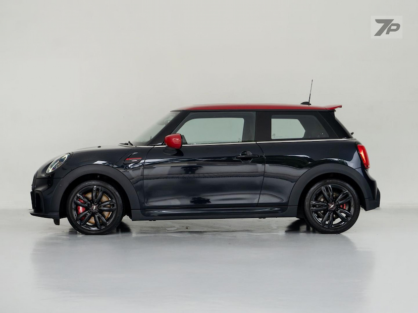 Foto do veículo MINI JOHN COOPER WORKS COOPER 2.0 16V TWINPOWER GASOLINA  2023 3.075 KM 239.000,00