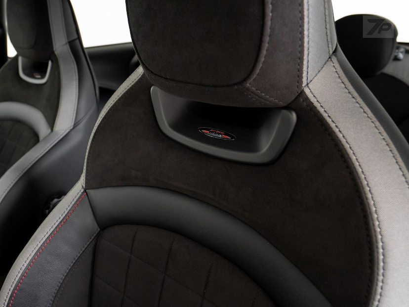 Foto do veículo MINI JOHN COOPER WORKS COOPER 2.0 16V TWINPOWER GASOLINA  2023 3.075 KM 239.000,00