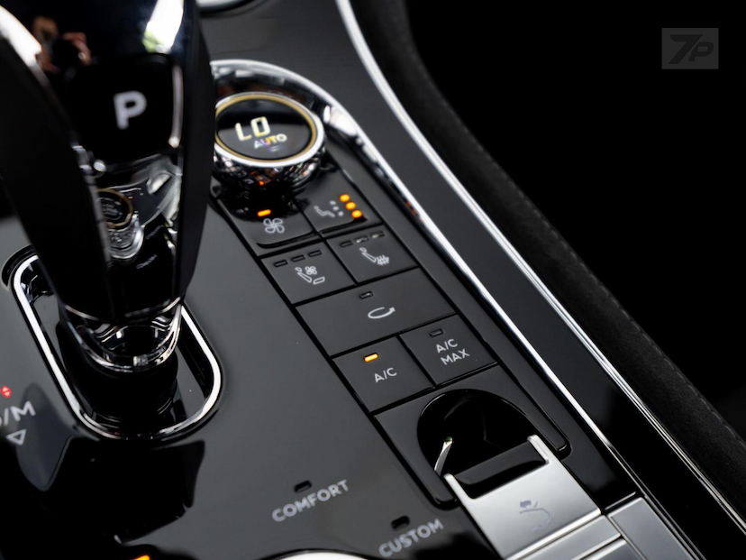 Foto do veículo BENTLEY CONTINENTAL  GT SPEED 2022 2.426 KM 3.650.000,00
