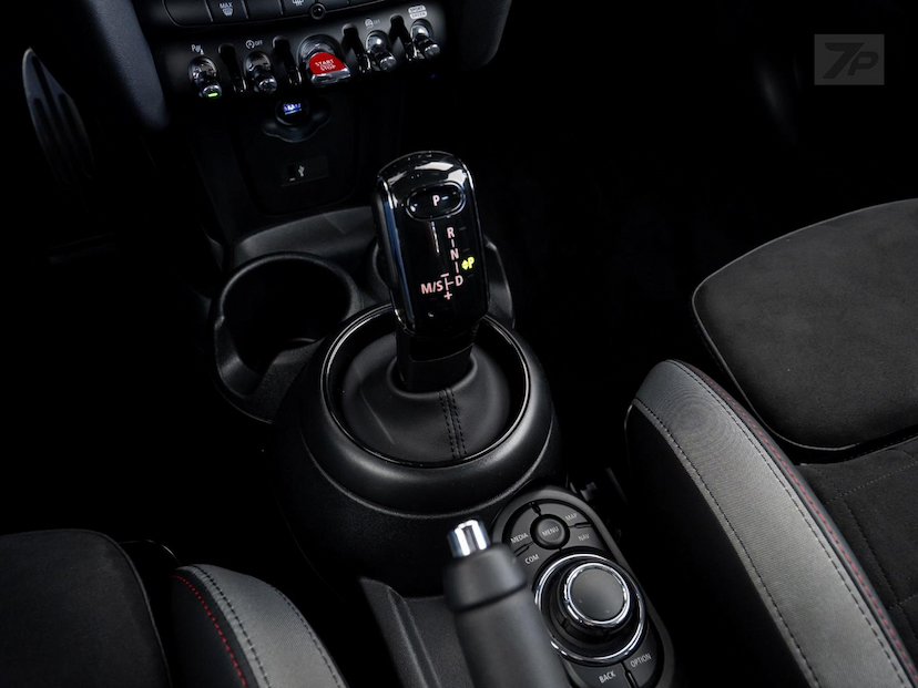 Foto do veículo MINI JOHN COOPER WORKS COOPER JOHN WORKS 25K EDIT. 2.0 TURBO 3P 2024 4.984 KM 280.000,00