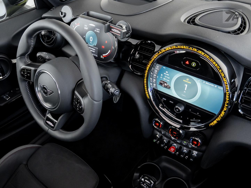 Foto do veículo MINI JOHN COOPER WORKS COOPER JOHN WORKS 25K EDIT. 2.0 TURBO 3P 2024 4.984 KM 280.000,00