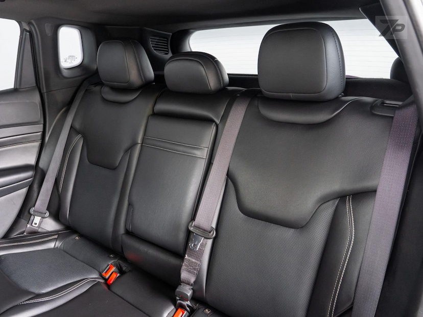 Foto do veículo JEEP COMPASS  S T270 1.3 TB 4X2 FLEX AUT. 2022 32.000 KM 159.000,00