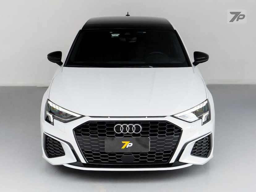 Foto do veículo AUDI A3  SPORTB. PERF. BLACK 2.0 S-TRON 2023 13.646 KM 239.800,00