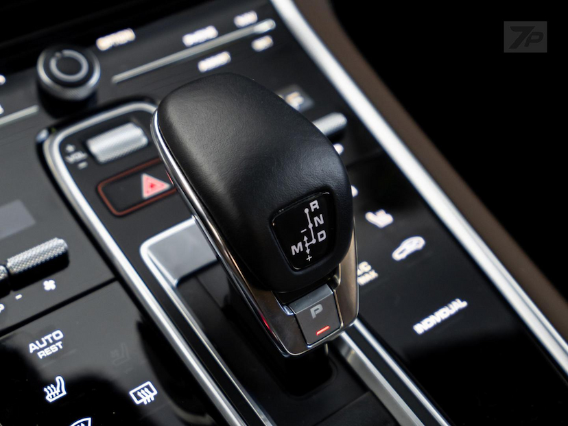 Foto do veículo PORSCHE PANAMERA  4SEHY 2023 2.486 KM 759.000,00