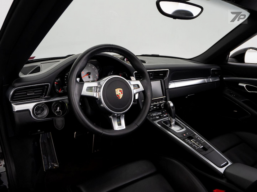 Foto do veículo PORSCHE 911  CARRERA SC 2012 20.711 KM 599.000,00