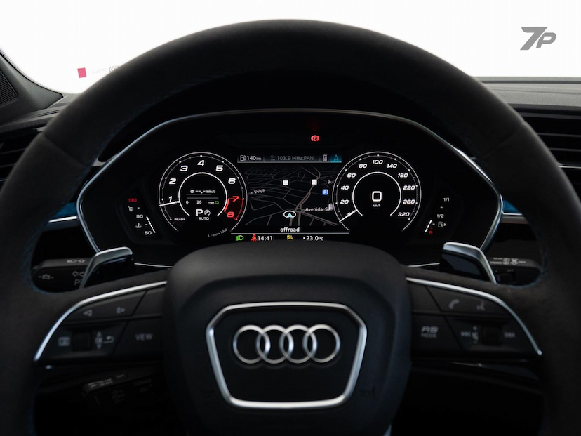 Foto do veículo AUDI RS Q3  SPORT BACK TFSI 2021 18.371 KM 459.000,00