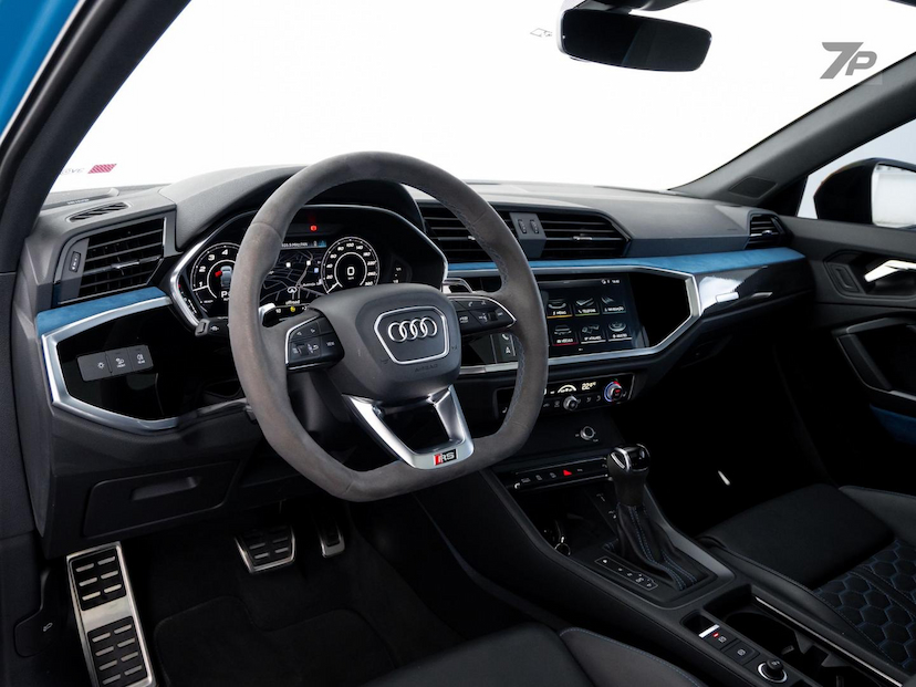 Foto do veículo AUDI RS Q3  SPORT BACK TFSI 2021 18.371 KM 459.000,00