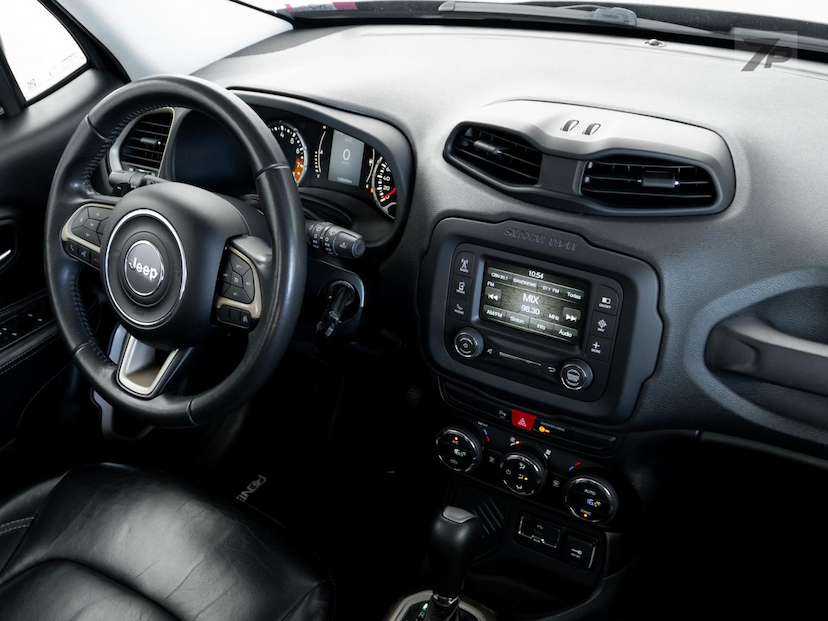 Foto do veículo JEEP RENEGADE  1.8 16V FLEX LONGITUDE 4P AUTOMATICO 2016 106.330 KM 67.700,00