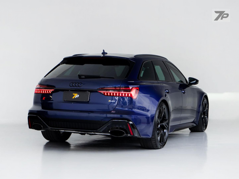 Foto do veículo AUDI RS6  AV 4.0TFSI 2021 17.480 KM 879.500,00