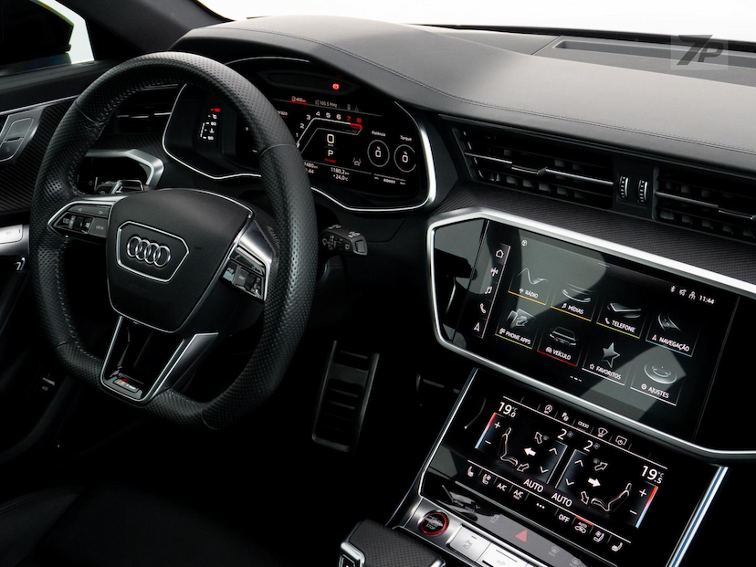 Foto do veículo AUDI RS6  AV 4.0TFSI 2021 17.480 KM 879.500,00