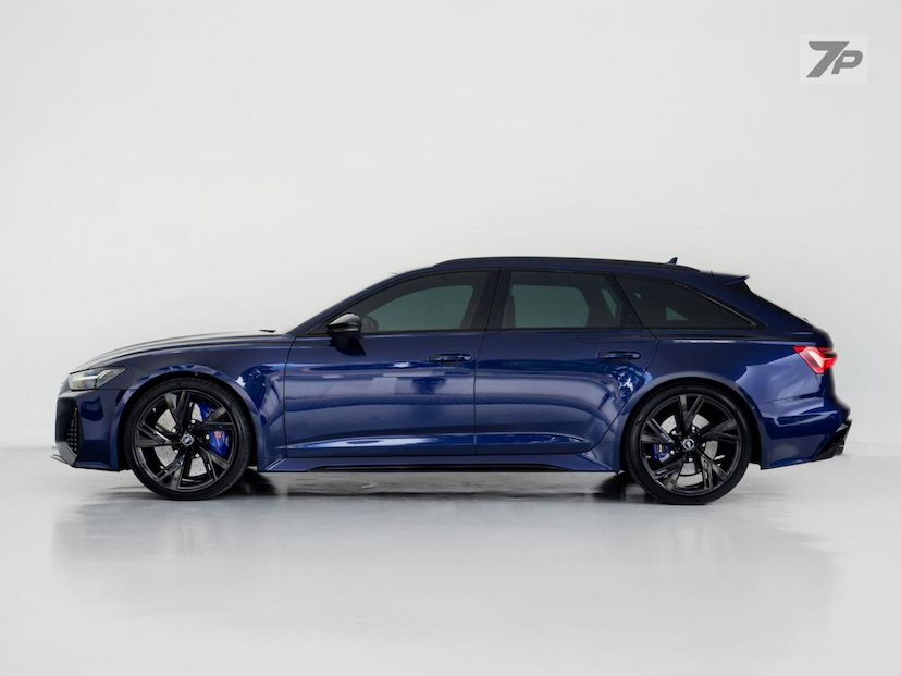 Foto do veículo AUDI RS6  AV 4.0TFSI 2021 17.480 KM 879.500,00