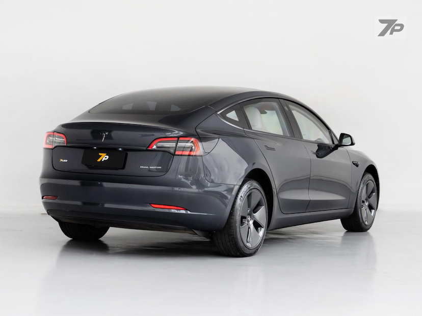 Foto do veículo TESLA MODEL 3  LONG RANGE 2022 10.600 KM 499.000,00
